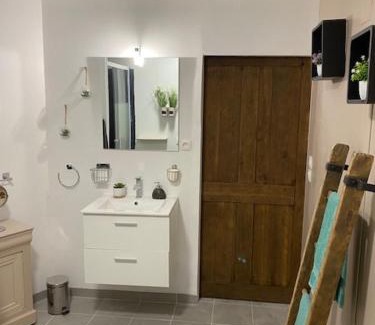 Ardentes House | Cottage a la campagne avec piscine et SPA