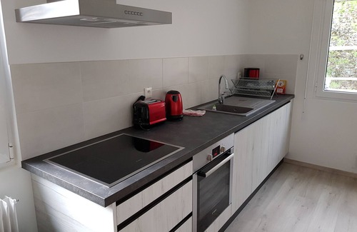 Orleans House | Cottage along the Loire on Private Road 10 minutes from the City Center. 4p