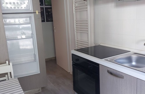 Cassano delle Murge Apartment | Cottage apartment with parking, garden and pub