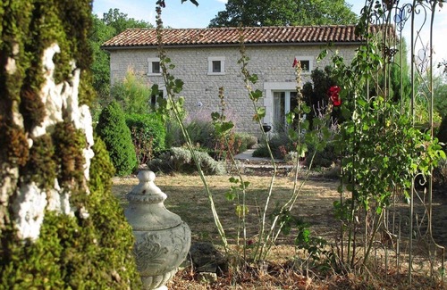 Verrieres House | Cottage at Bois Blanc