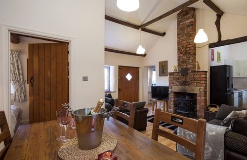 York Cottage | Cottage at bridge Farm Cottages (2 bedrooms)