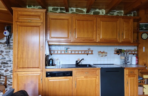 Bonnac Cottage | Cottage 'Au Bon Accueil' with Mountain View, Private Pool and Wi-Fi