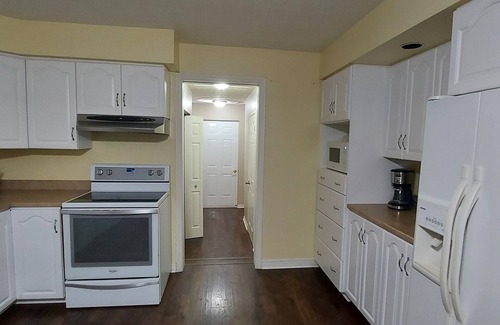 Elizabethtown-Kitley Cottage | Cottage backing water and with absolute quietness and privacy