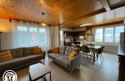 Vaire Cottage | Cottage between sea and countryside, near Les Sables d'Olonne