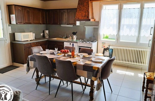 Vaire Cottage | Cottage between sea and countryside, near Les Sables d'Olonne