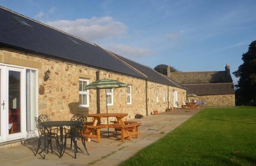 Durham House | Cottage Bungalow with Garden View at Hamsteels Hall