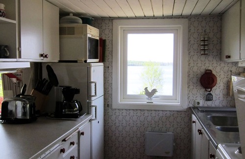 Annerstad Cottage | Cottage by Bolmen with fantastic lake views
