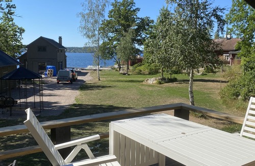 Osterbymo Cottage | Cottage by Lake Sommen