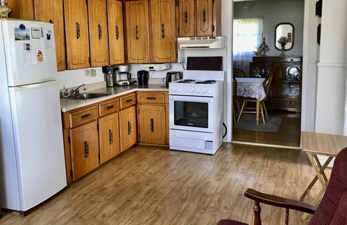 The Whale Route House | Cottage by the sea. Five minutes from the Newfoundland ferry!