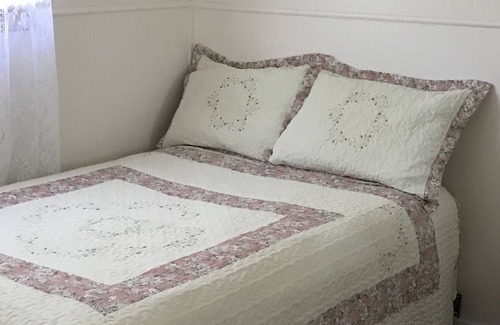 The Whale Route House | Cottage by the sea. Five minutes from the Newfoundland ferry!
