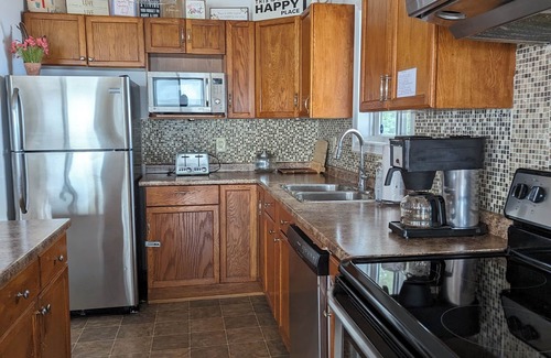 Leamington Cottage | Cottage by the shore - Breathtaking views of Lake Erie - Leamington, Ontario