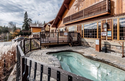 Sainte-Agathe-des-Monts Ski Chalet | Cottage just for us two