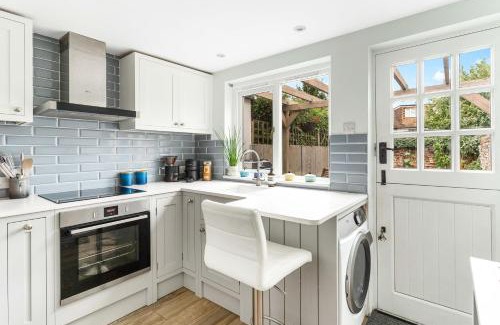 Saffron Walden House | Cottage, Central Saffron Walden, Garden, Little Braybrooke
