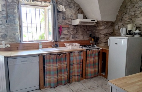 Mirabel-et-Blacons Hotel | Cottage close to the village center and Drôme