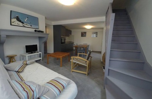 Dienville Cottage | Cottage close to Port-Dienville, in the heart of the village, by the river