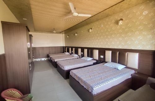 Almora Bed & Breakfast | Cottage Club Inn