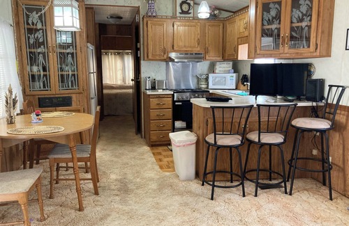 Ocean Pines Cottage | cottage, community pool, playground, boating, crabbing kayaking and fishing!