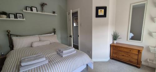 Newtownards House | Cottage Corner NI