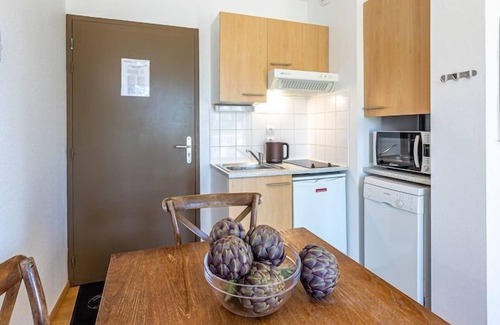 Eppe-Sauvage Apartment | Cottage cosy | Cuisine privée et terrasse!