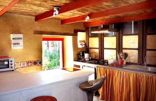 Camlez Cottage | Cottage-Cottage-Wet room-Garden view-B Liger Atlantel