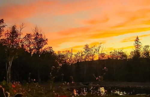 Hastings Highlands House | Cottage country, close to beautiful beaches