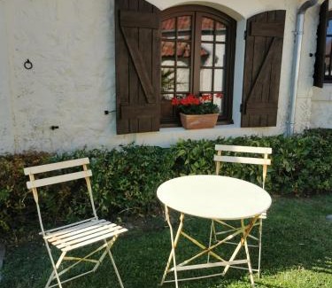 Bazinghen House | Cottage du Marais