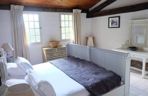Puycalvel Cottage | Cottage Family friendly gîtes, wifi, play areas, welcome pack, large heated pool