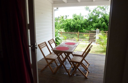 Le Vauclin Cottage | Cottage Filao 2/3 Personnes. Terrasse, Piscine Commune et Plage à 100 m