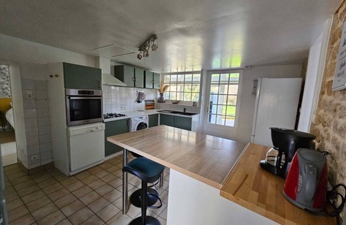 Peault House | Cottage for 4 to 6 persons + private jacuzzi