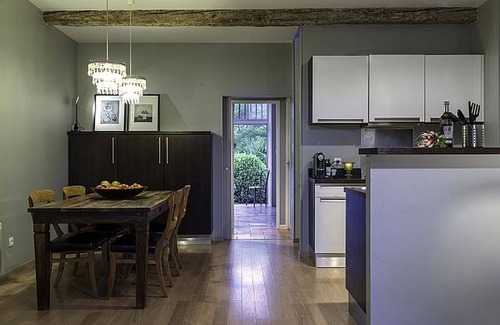 Villesiscle Cottage | Cottage for 6 people at Domaine de la Forçate with swimming pool in the park.