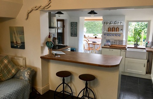 Goodwick House | Cottage for Contemporary Characters