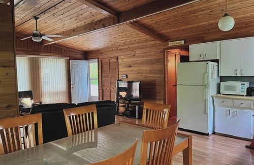 Traverse Bay Cottage | Cottage for rent in Abert Beach!