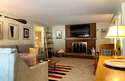 Pulaski Cottage | Cottage for rent on North Sandy Pond. Families and Fishermen welcome!