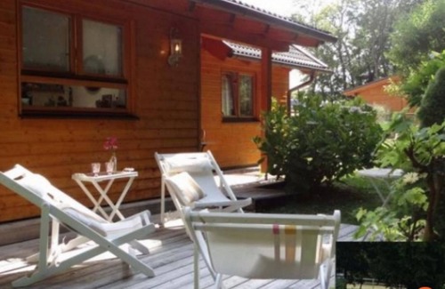 Daubeuf-pres-Vatteville Cottage | Cottage the edge of the wood close to the historic city of ROUEN