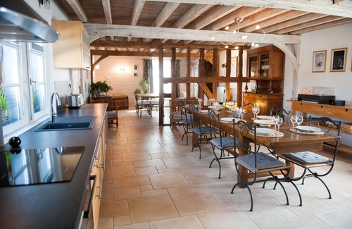 Giffaumont-Champaubert House | Cottage on Lake Der - Jacuzzi - 5 bdrms - 6 baths