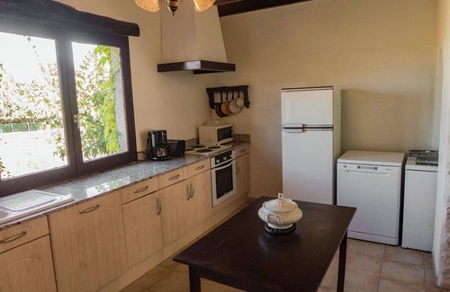 Montbrun-des-Corbieres Cottage | Cottage in Montbrun near Midi Canal