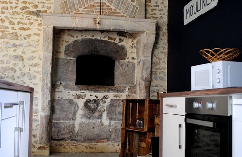 Saint-Fulgent-des-Ormes House | Cottage on the farm in the Perche
