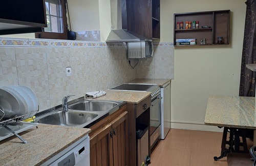 Santiago Millas Cottage | Cottage (full rental) Centro La Somoza for + 17 people