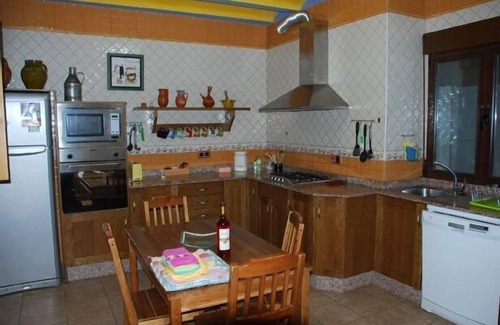 Villamalea Ski Chalet | Cottage (full rental) Río Cabriel for 8 people