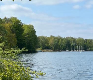 Haddorfer Seen House | Cottage & Garden & Sauna am See