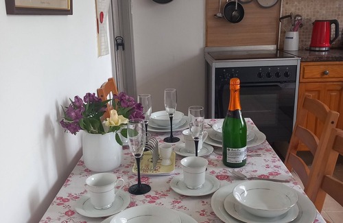 Mottram in Longdendale Cottage | Cottage Gallery Mottram in Longdendale. A relaxing retreat near to Manchester