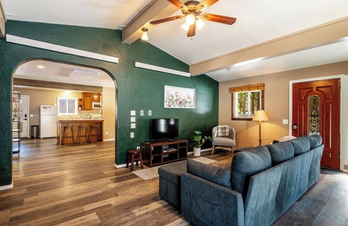 Saddlestring House | Cottage Grove Mountain Vista