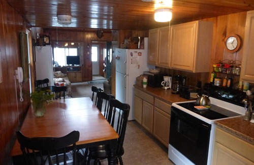 West Poland Cottage | Cottage & Guest House - Lake Thompson, Poland Spring, Maine