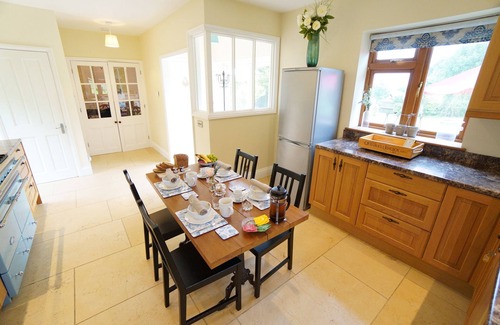 Staplefield House | Cottage House at East Lodge Bolney