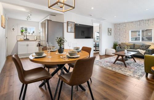 Lincoln Heights House | Cottage House- South Hill, 2 Bed 1 Bath