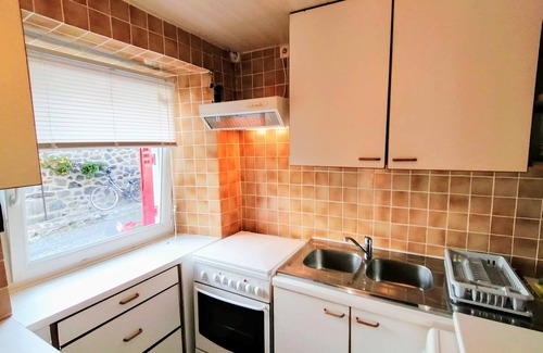 Anglards-de-Salers House | Cottage in Anglards de Salers, beds made on arrival!