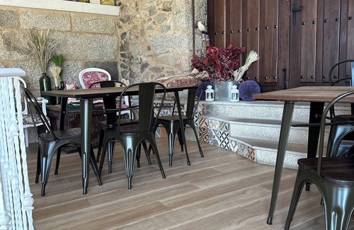 Carracido House | Cottage in a natural and rural environment (Ruta de la Piedra y el Agua).