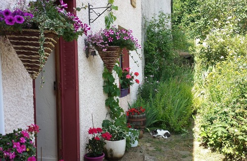 Laval-sur-Doulon Cottage | Cottage in Auvergne - Charming Family House in the Massif Central Mountains