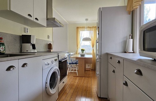 Hjaelteby House | Cottage in beautiful rocky surroundings on Mjörn, only 300m from the sea | SE09115