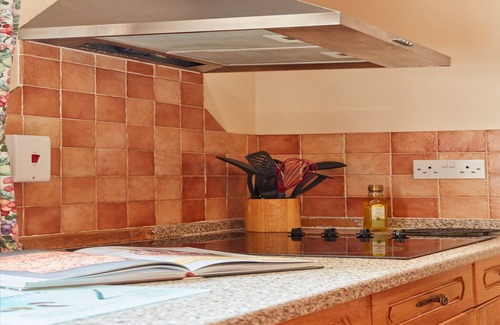 Dalbury Lees Cottage | Cottage in Derbyshire near Peak District Trails